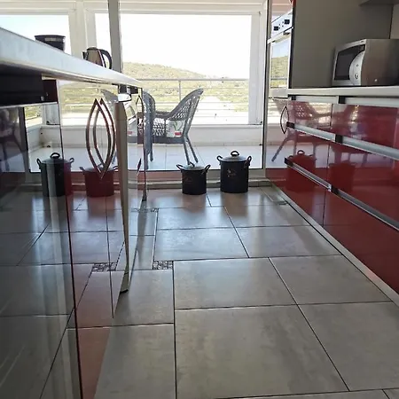 D&D Veyra Apartment Vis